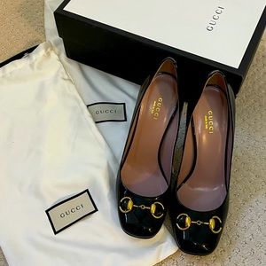 Authentic Gucci heels pump